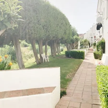 Entero Con Solarium En Sabinillas, Con Piscina Y Al Lado Del Puerto De La Duquesa Apartment *