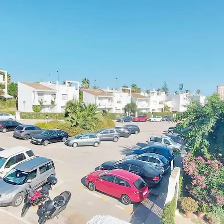 Entero Con Solarium En Sabinillas, Con Piscina Y Al Lado Del Puerto De La Duquesa *